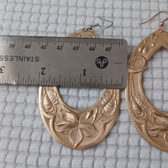 Real Copper Earrings / Gold Tone Flower design hand made - Picture 3 of 9